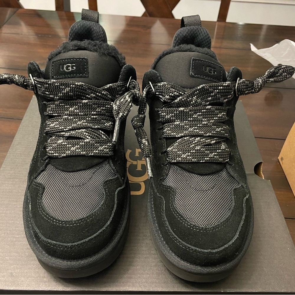 UGG Lowmel Sneakers Trainers Boots Shoes